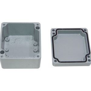 LV0807 - Caja 80x75x59mm IP66 Aluminio Grueso 4-Tornillos 2-Aletas