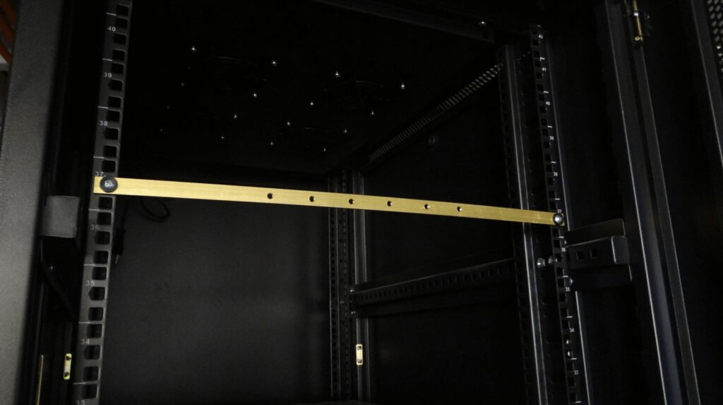 COBRE-19P - Barra Cobre-Baado 19-pulgadas-Rack req-M6