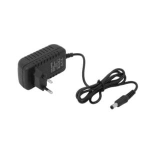 F12-1C - Plug-5,5x2,5mm 12V 1A 12W Plastica interior Fuente Poder Cable-85cm